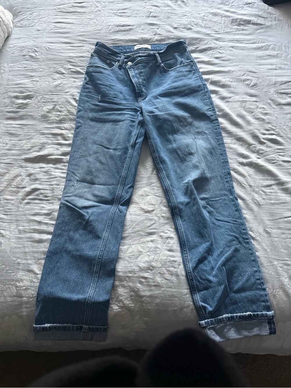 Abercrombie & Fitch Medium Blue Straight-Leg Jeans